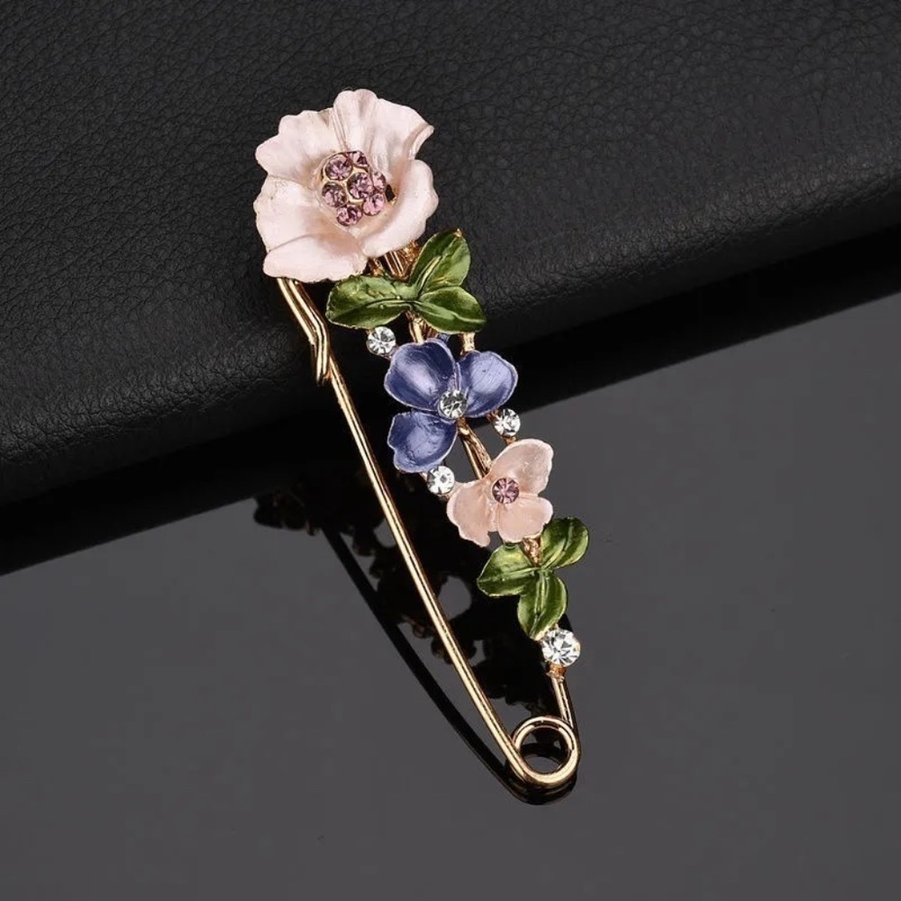 *MEARA* Gold x Lt. Pink Rhinestone Fashion Flower Pin Brooch